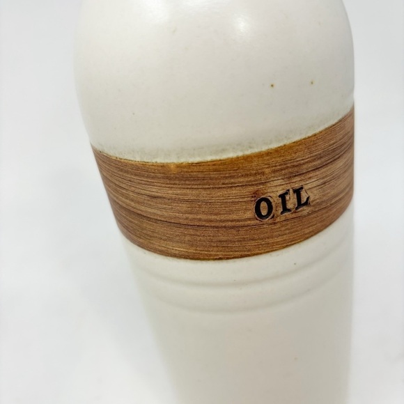 FAH Hand Thrown Oil Cruet Pottery Signed 8.5” X 2.75” Ivory Wood Grain - Picture 2 of 6